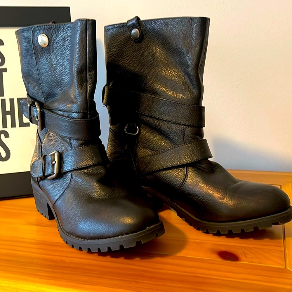 Biker boots